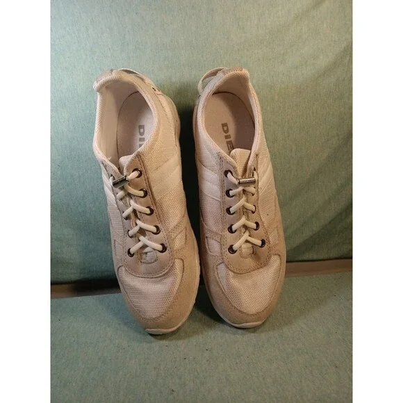 Vintage Diesel Futuro W Low top Y2K Shoes Size 8 White Suede - Picture 2 of 6